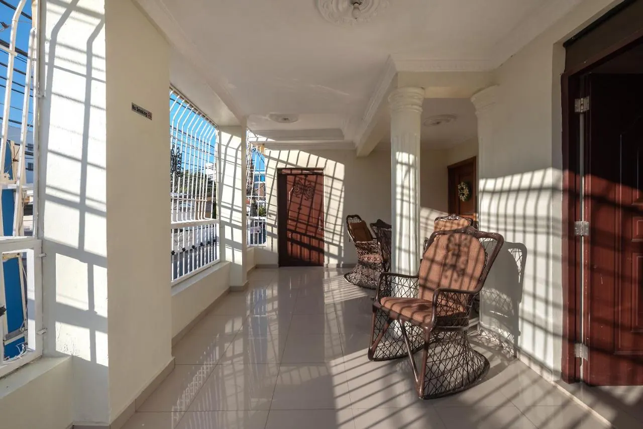 Bnb Tropical Island Aparthotel - Corales Del Sur - Santo Domingo Este La Viva